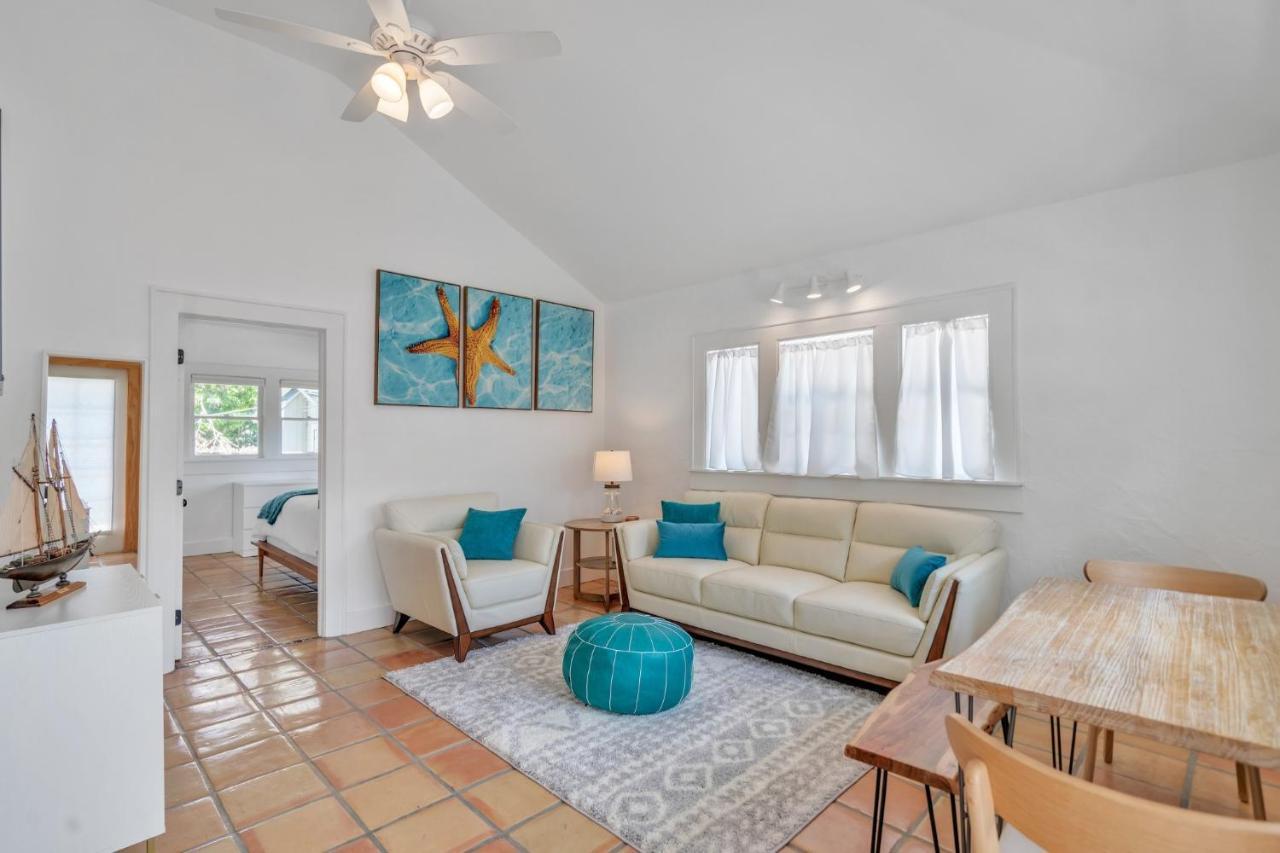 Sarasota, Fl Bungalow - Bright & Breezy Coastal Vibes - 10 Mins To White Sand Beaches Home Ngoại thất bức ảnh